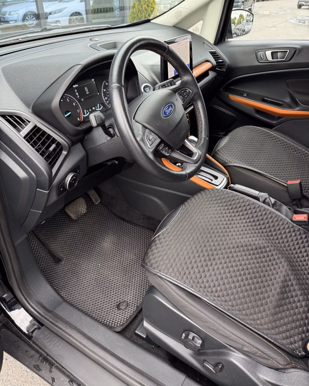Ford EcoSport фото 12