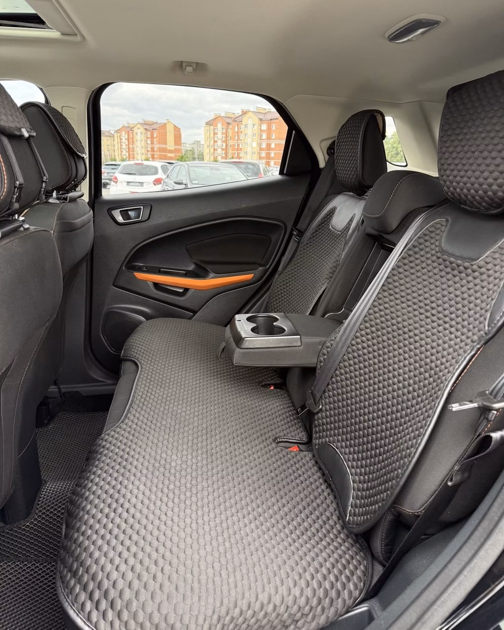Ford EcoSport фото 13