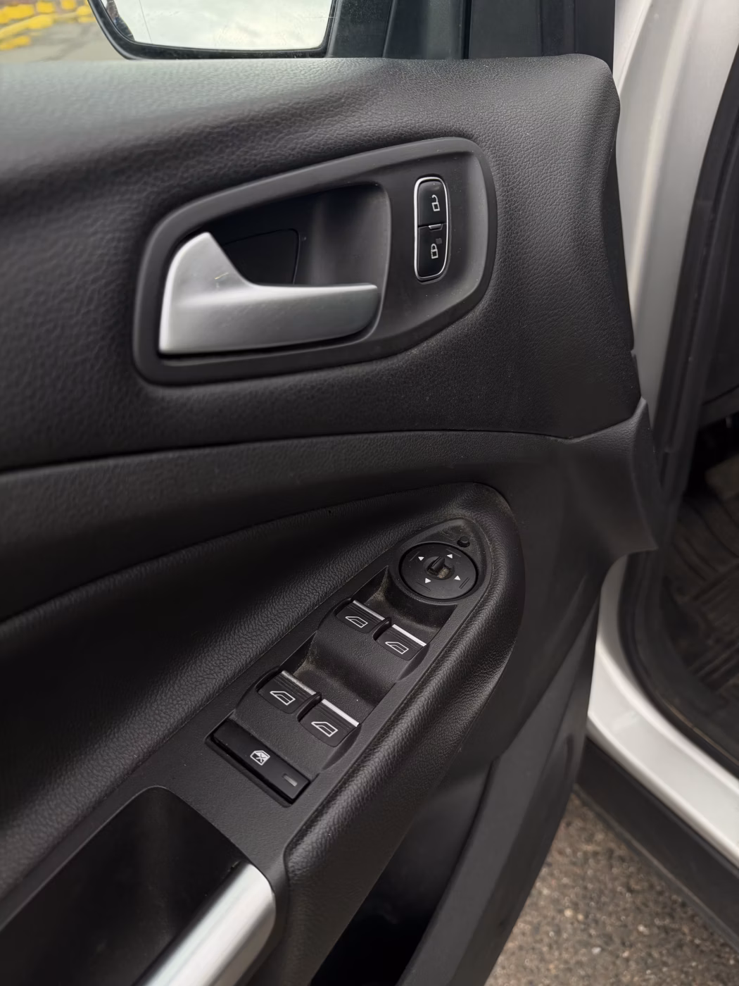 Ford Kuga фото 12