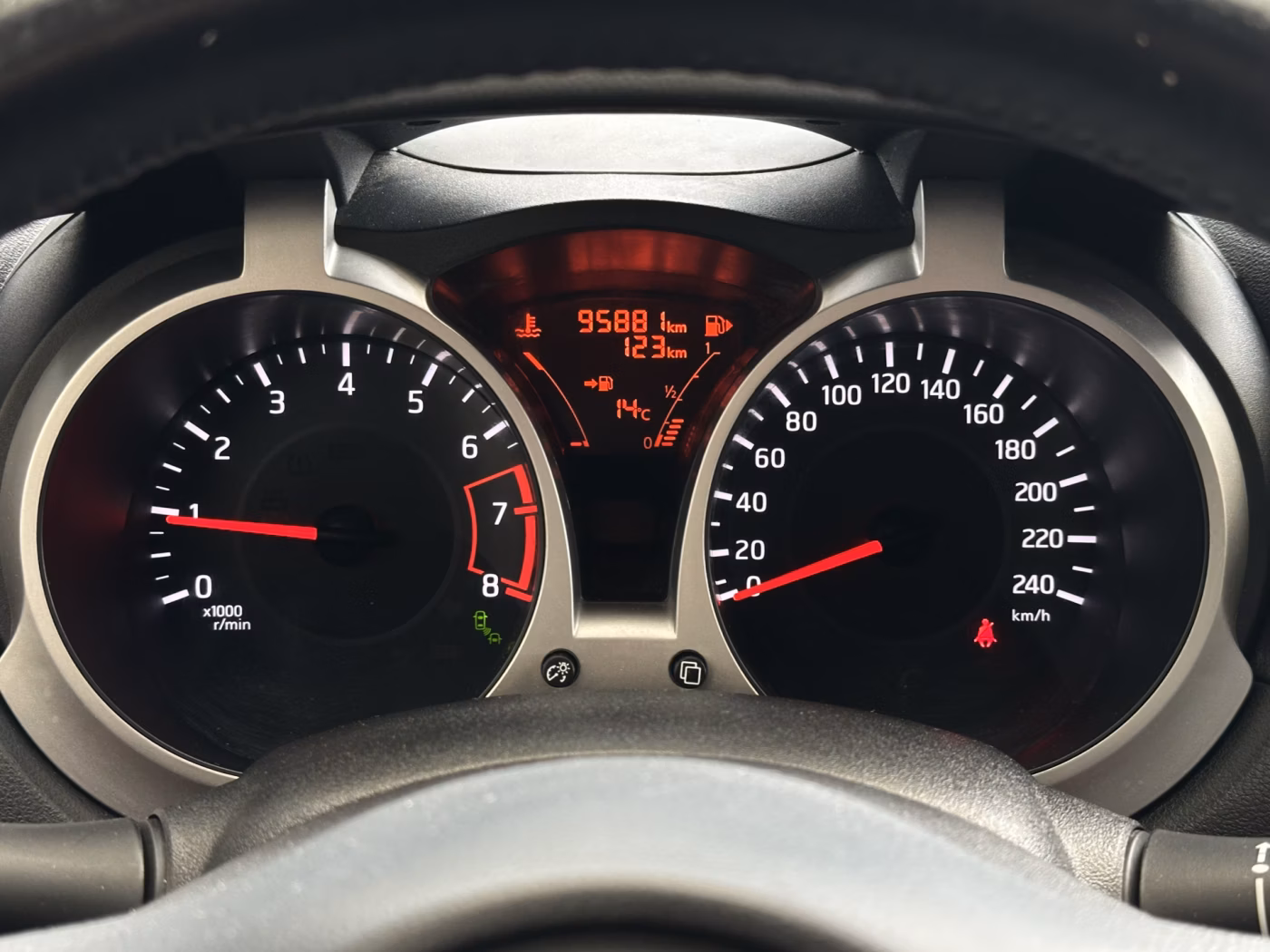 Nissan Juke фото 13