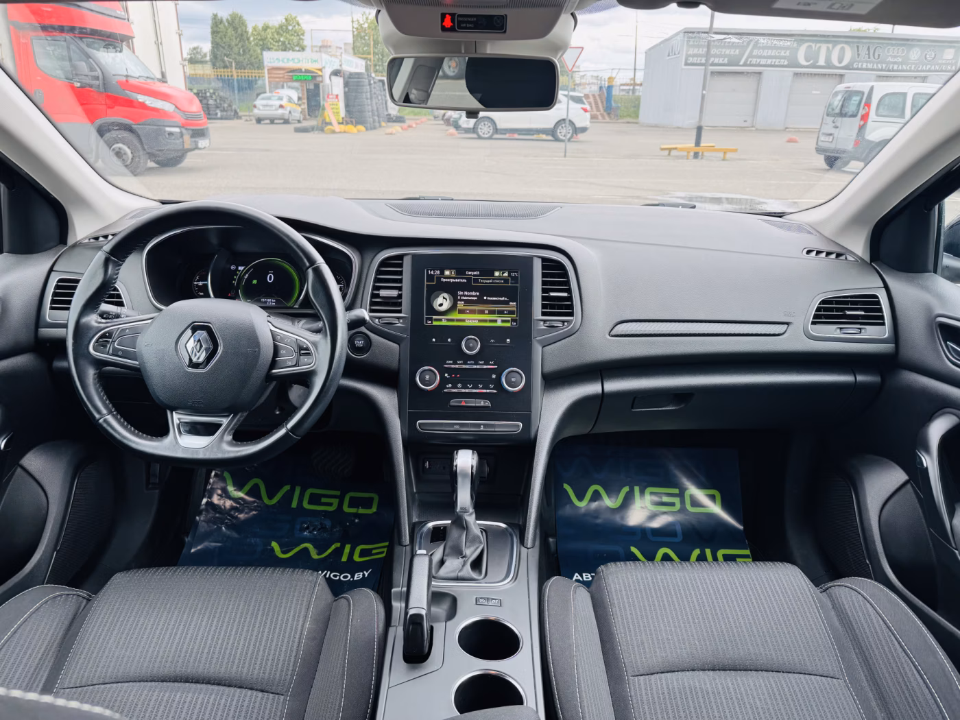 Renault Megane фото 9