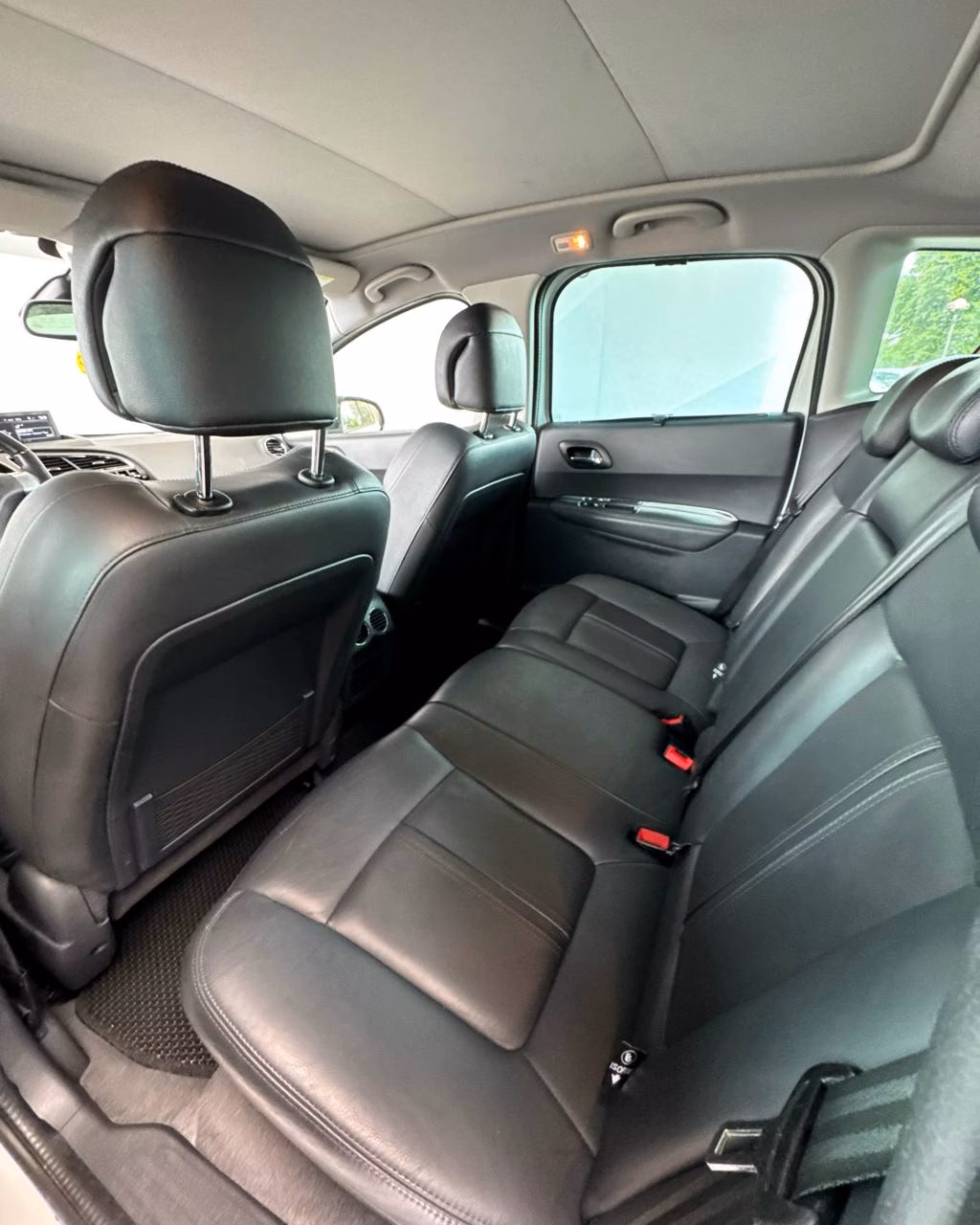 Peugeot 3008 фото 14