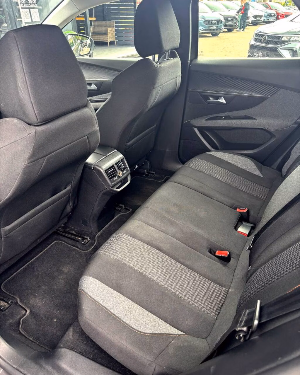 Peugeot 3008 фото 12