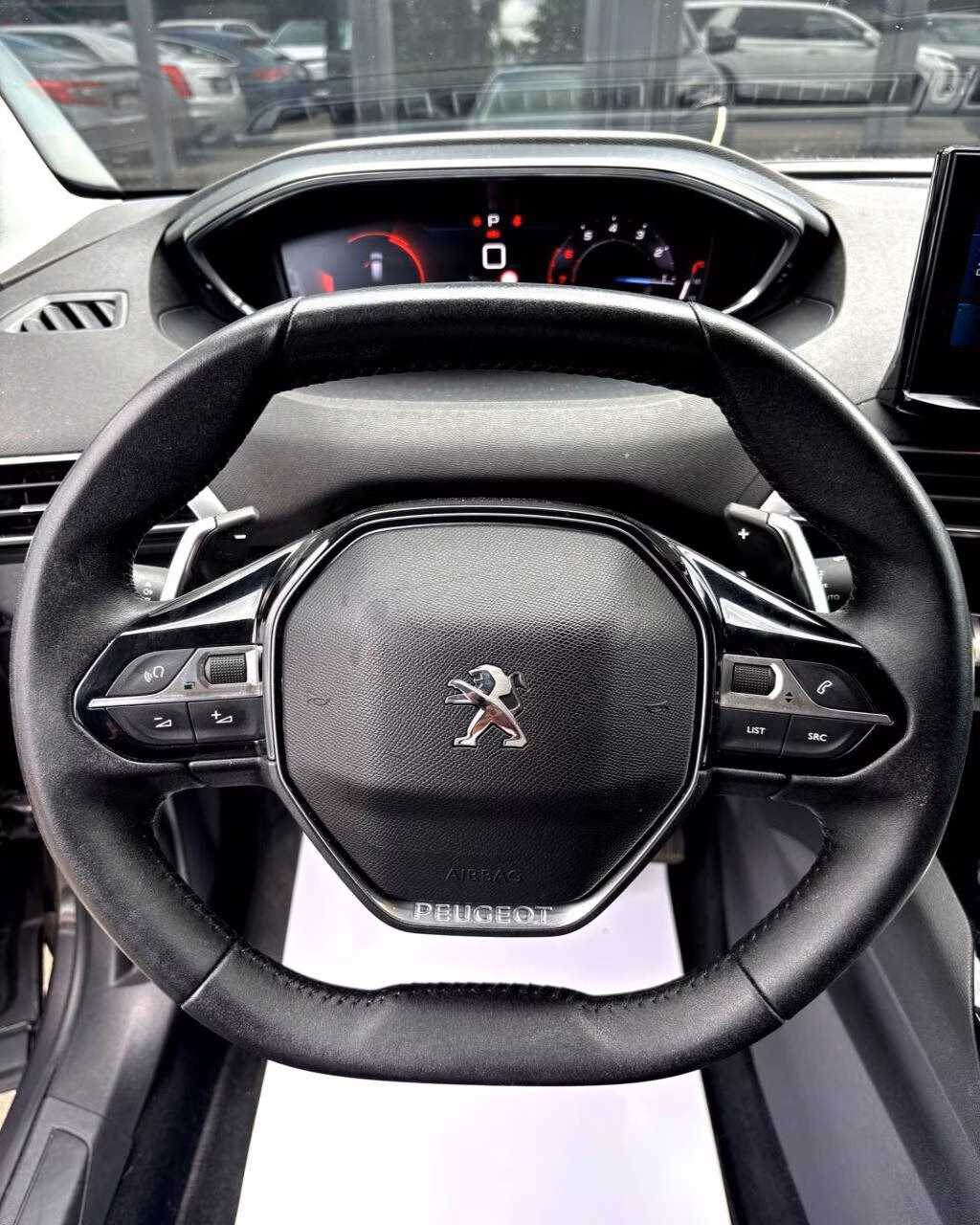 Peugeot 3008 фото 15