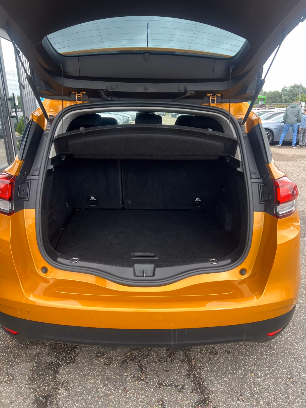 Renault Scenic фото 15