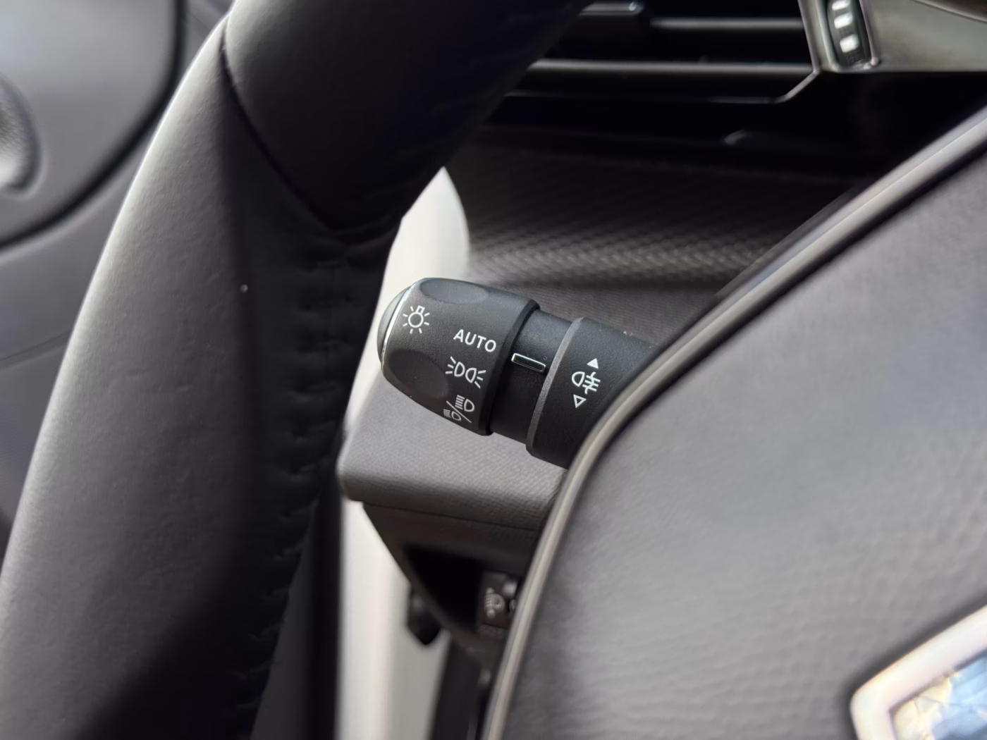 Peugeot 308 фото 16