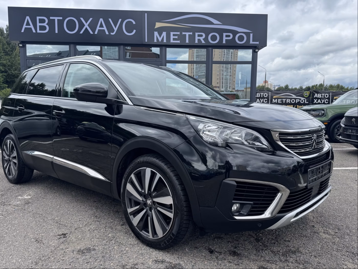 Peugeot 5008 фото 2