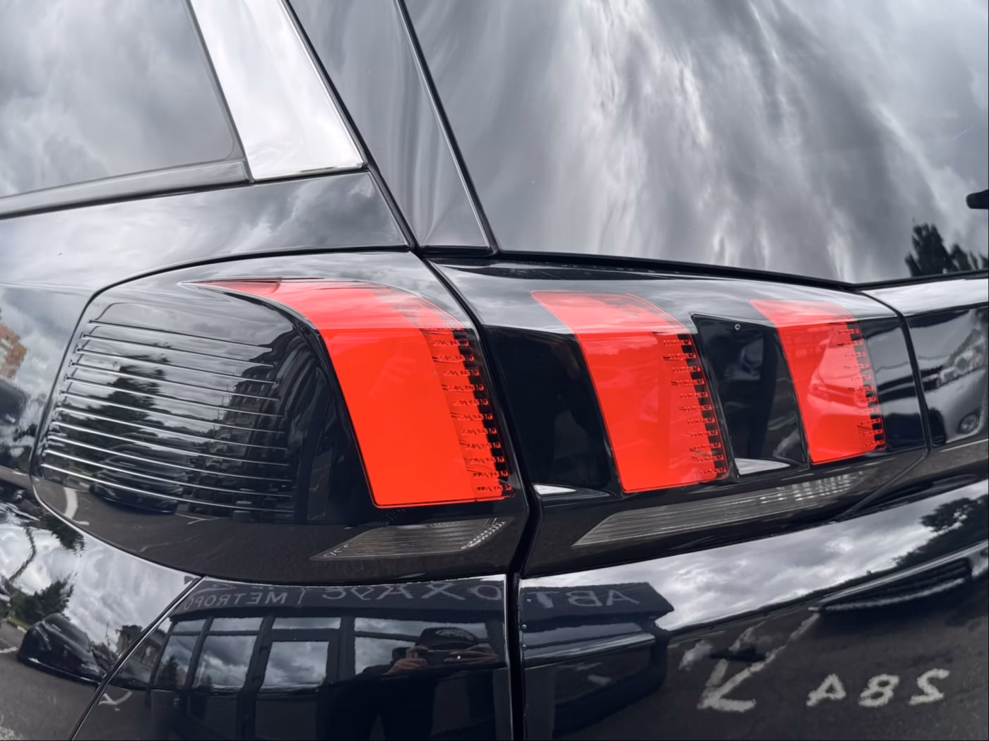 Peugeot 5008 фото 12