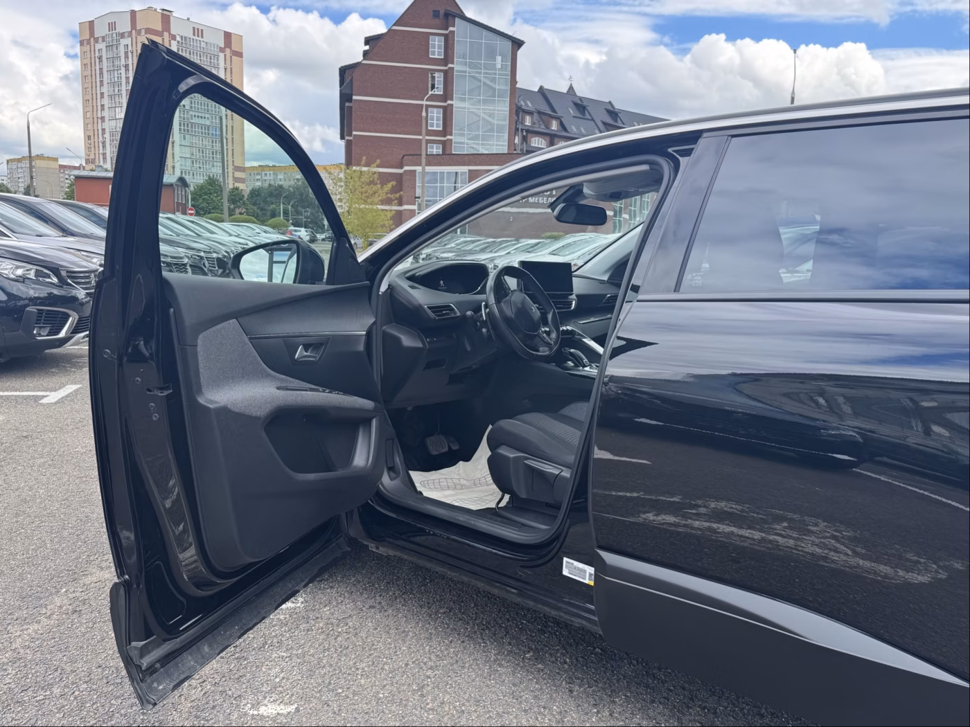 Peugeot 5008 фото 16