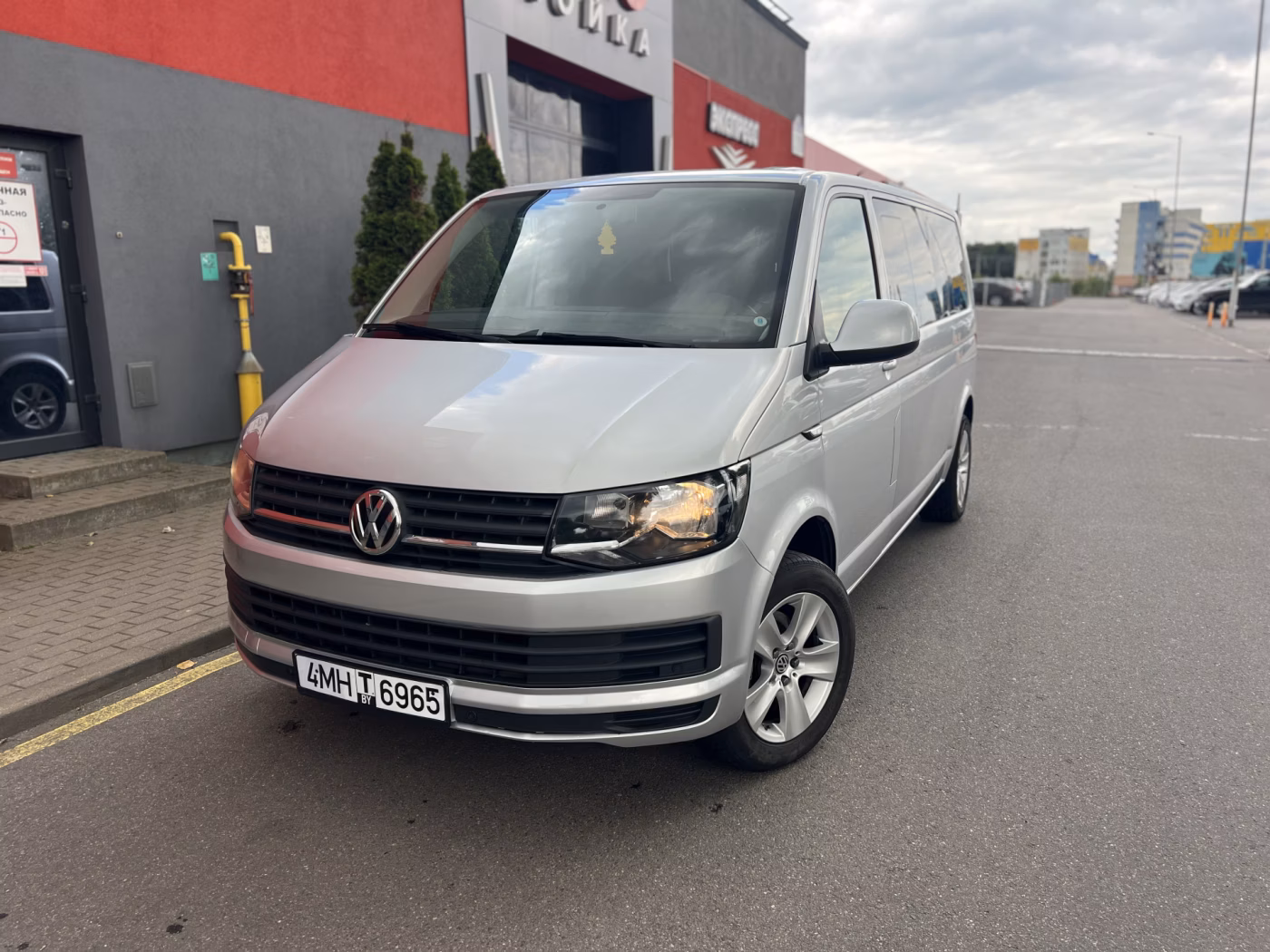 Volkswagen Caravelle фото 2