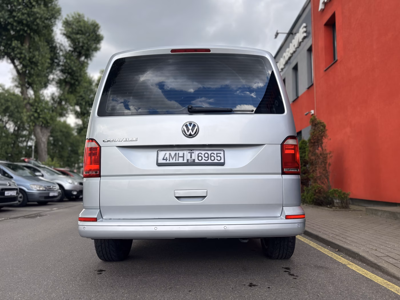 Volkswagen Caravelle фото 5