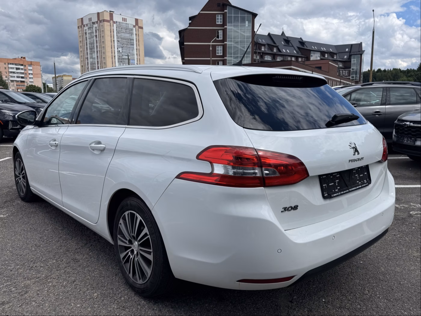 Peugeot 308 фото 8