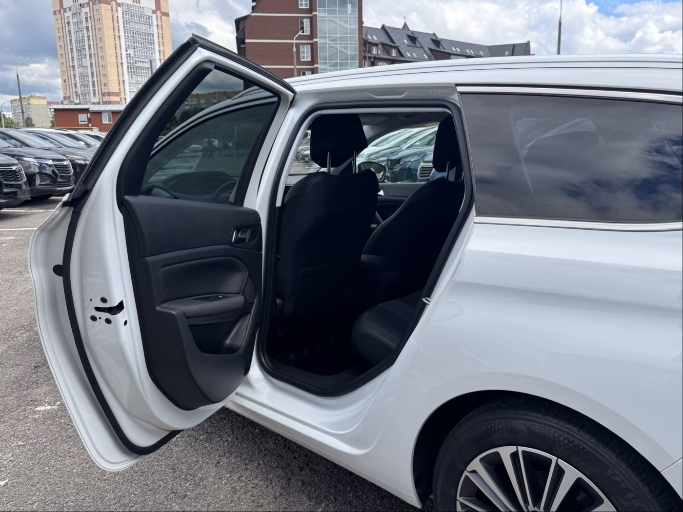 Peugeot 308 фото 19