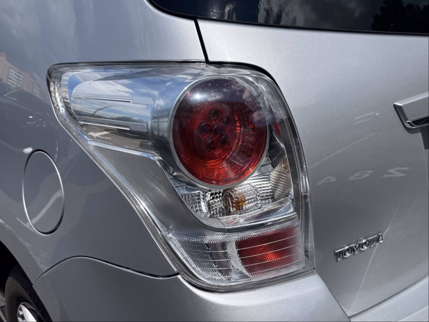 Toyota Verso фото 12