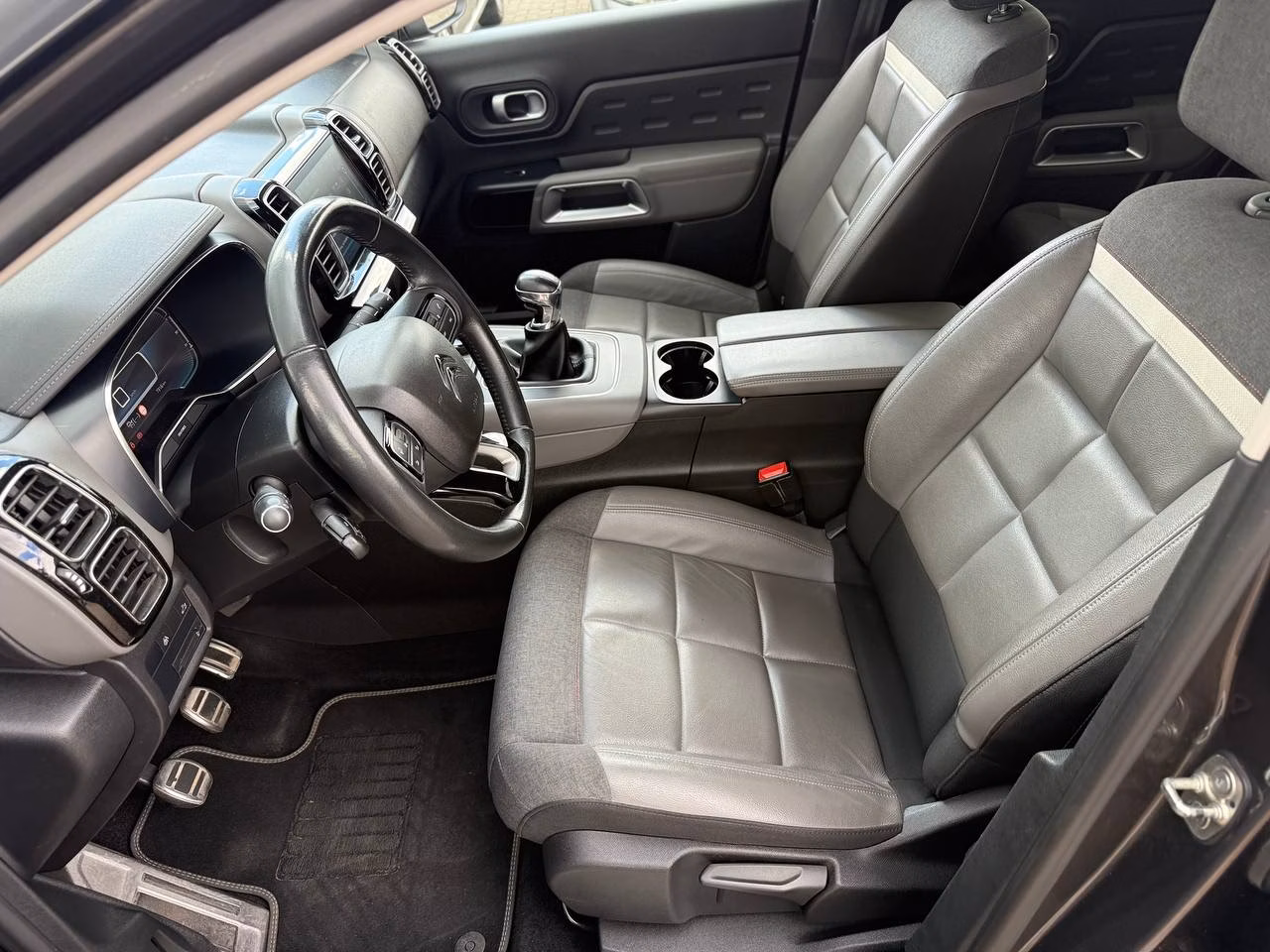 Citroen C5 Aircross фото 16