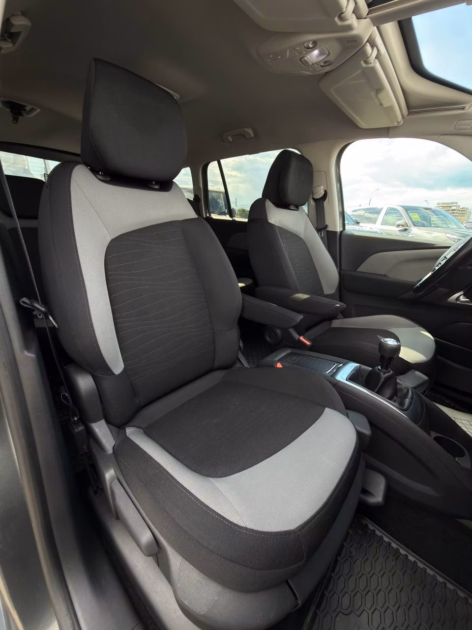 Citroen C4 Grand Picasso фото 17