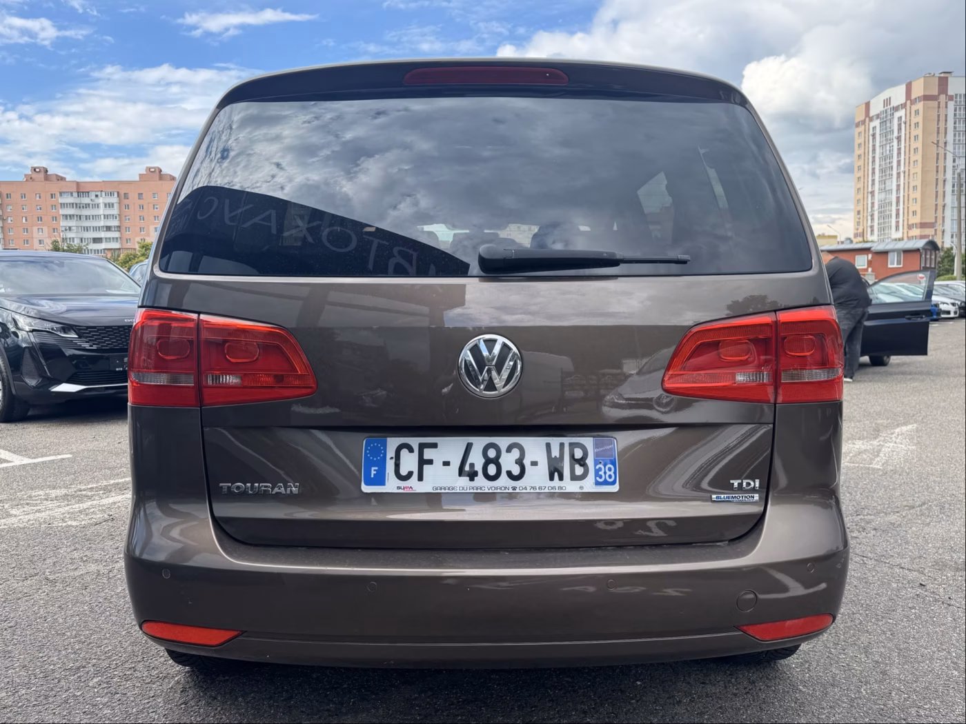 Volkswagen Touran фото 7