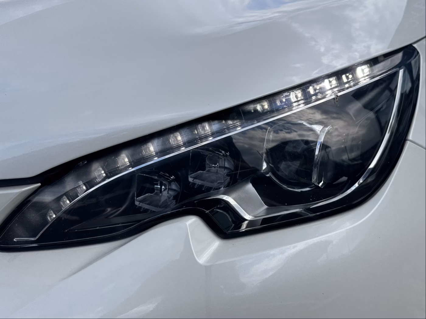 Peugeot 308 фото 5