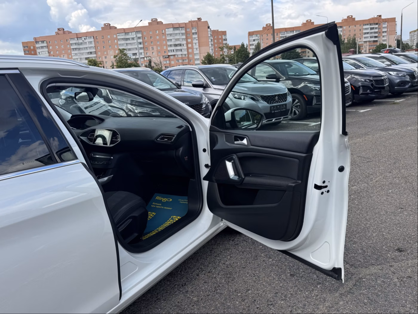 Peugeot 308 фото 17