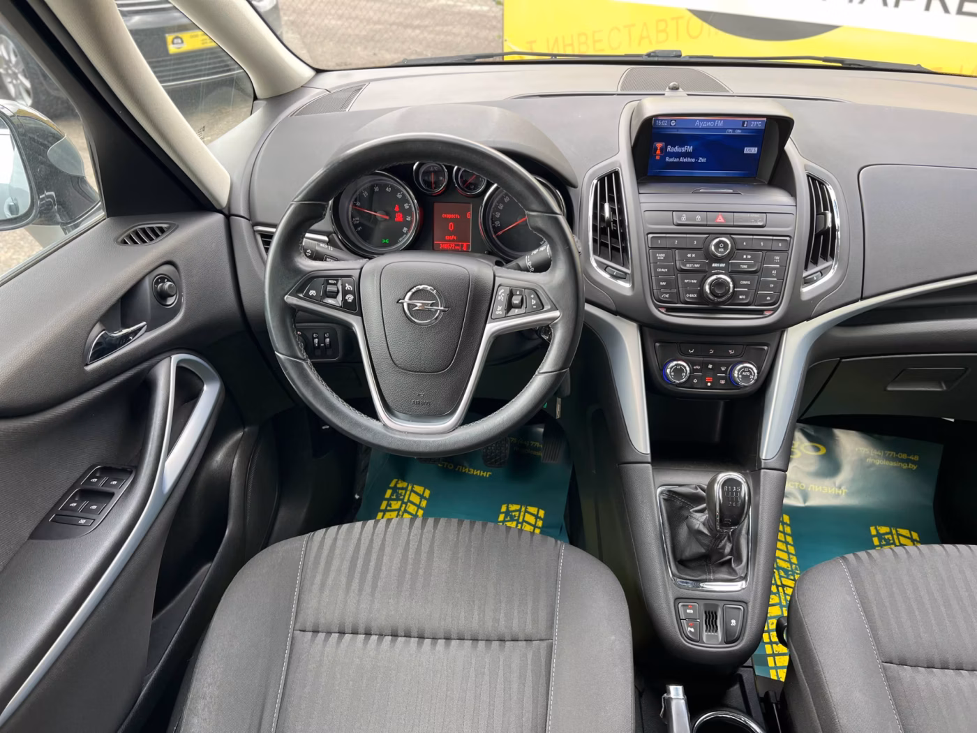 Opel Zafira фото 17