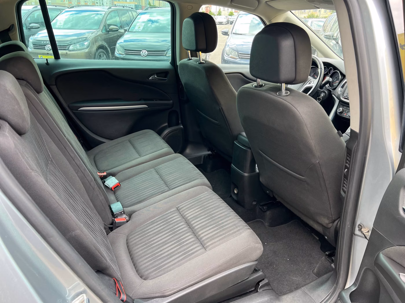 Opel Zafira фото 20