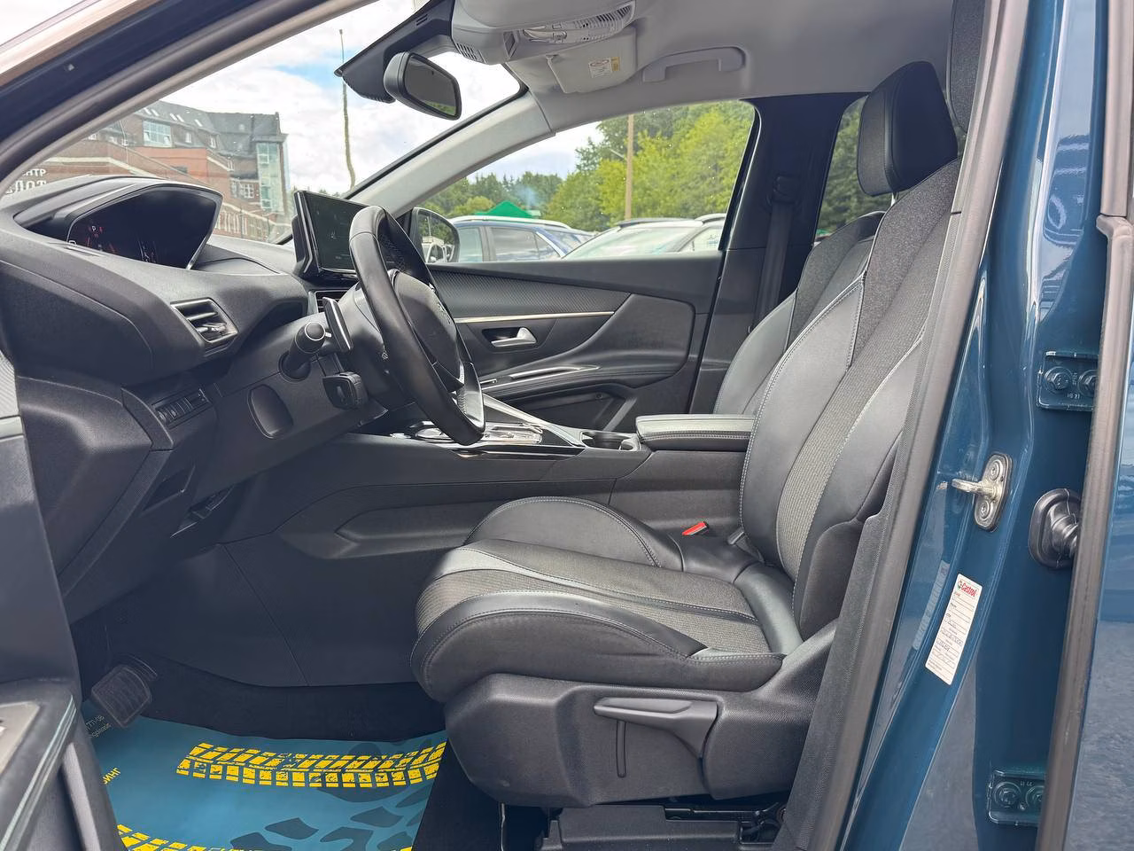 Peugeot 3008 фото 7