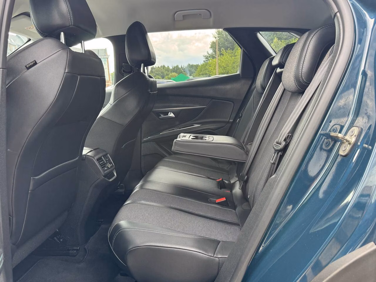 Peugeot 3008 фото 11