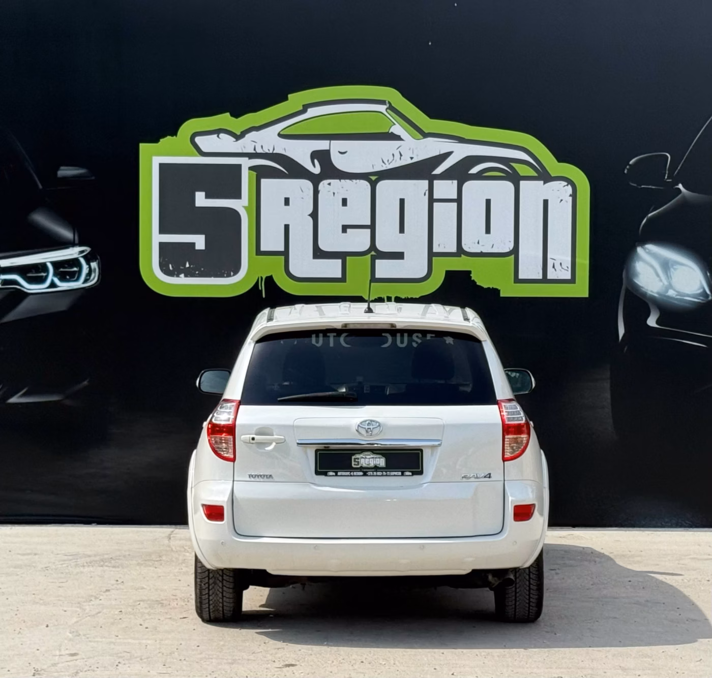 Toyota RAV4 фото 7