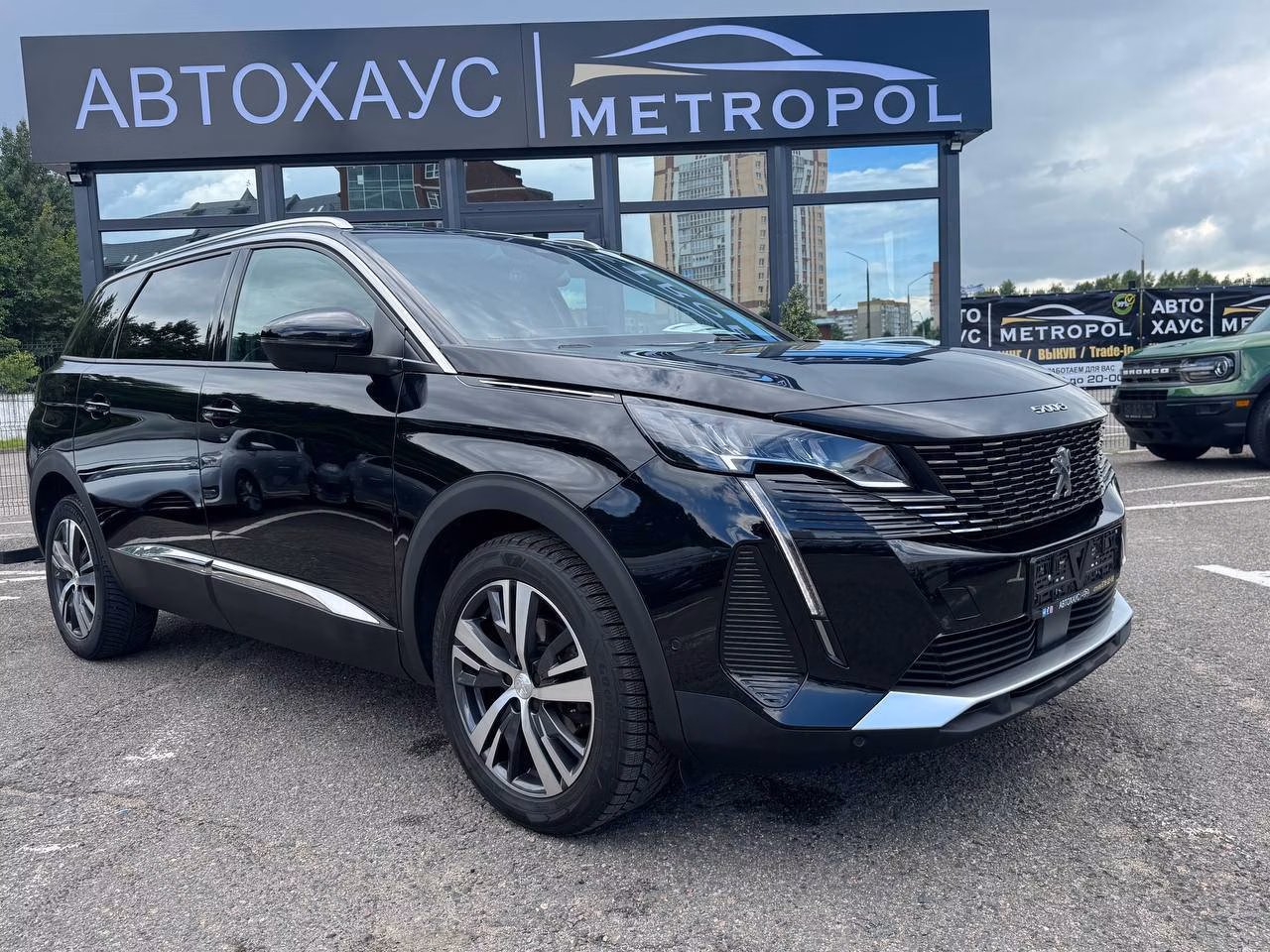 Peugeot 5008 фото 2