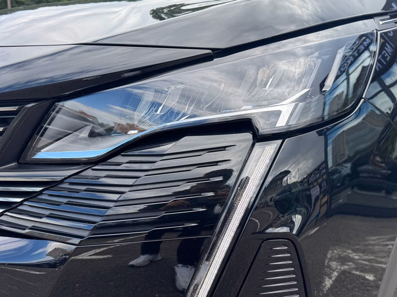 Peugeot 5008 фото 5