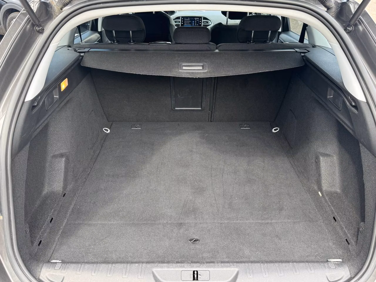 Peugeot 308 фото 18