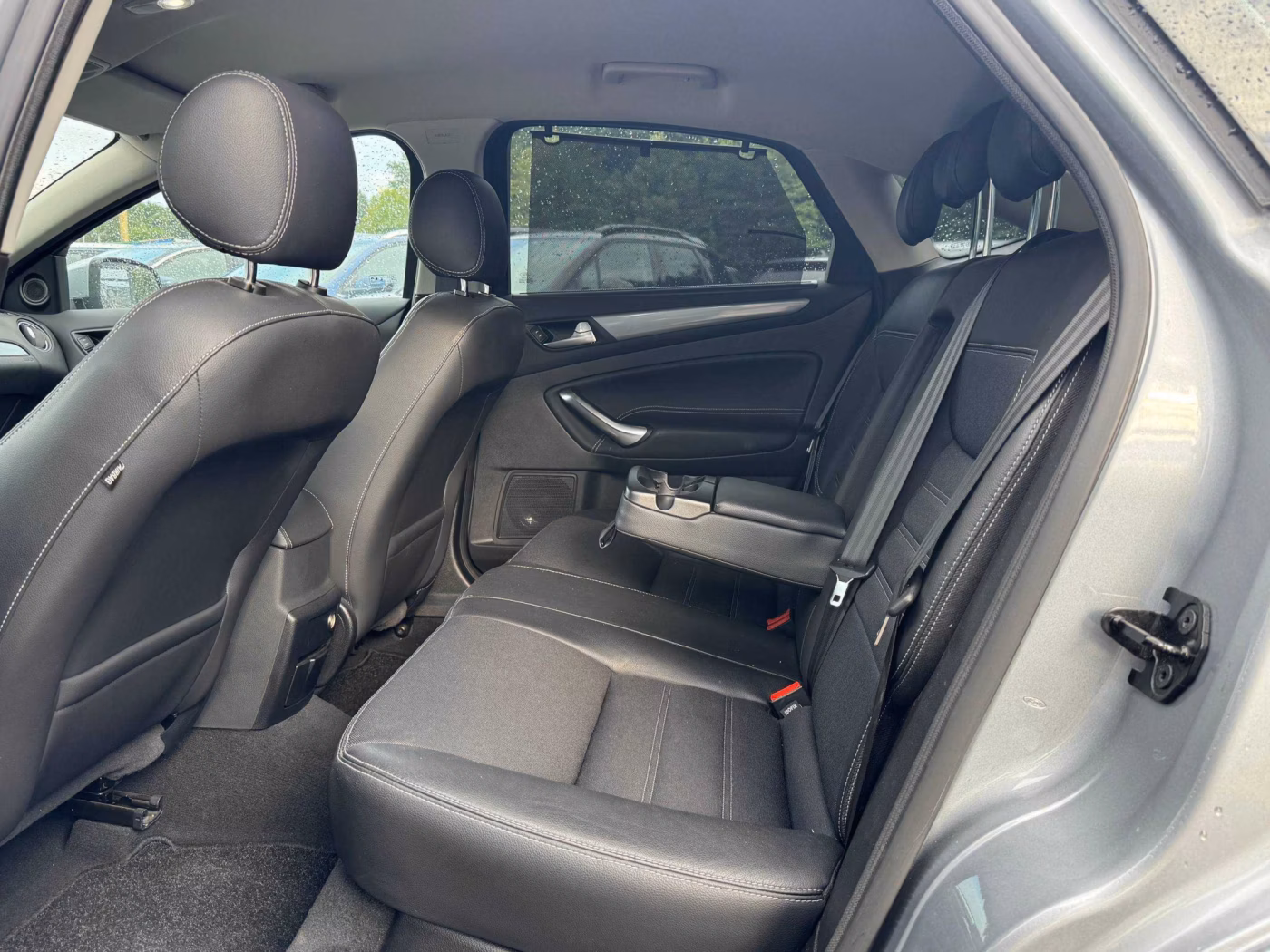 Ford Mondeo фото 16
