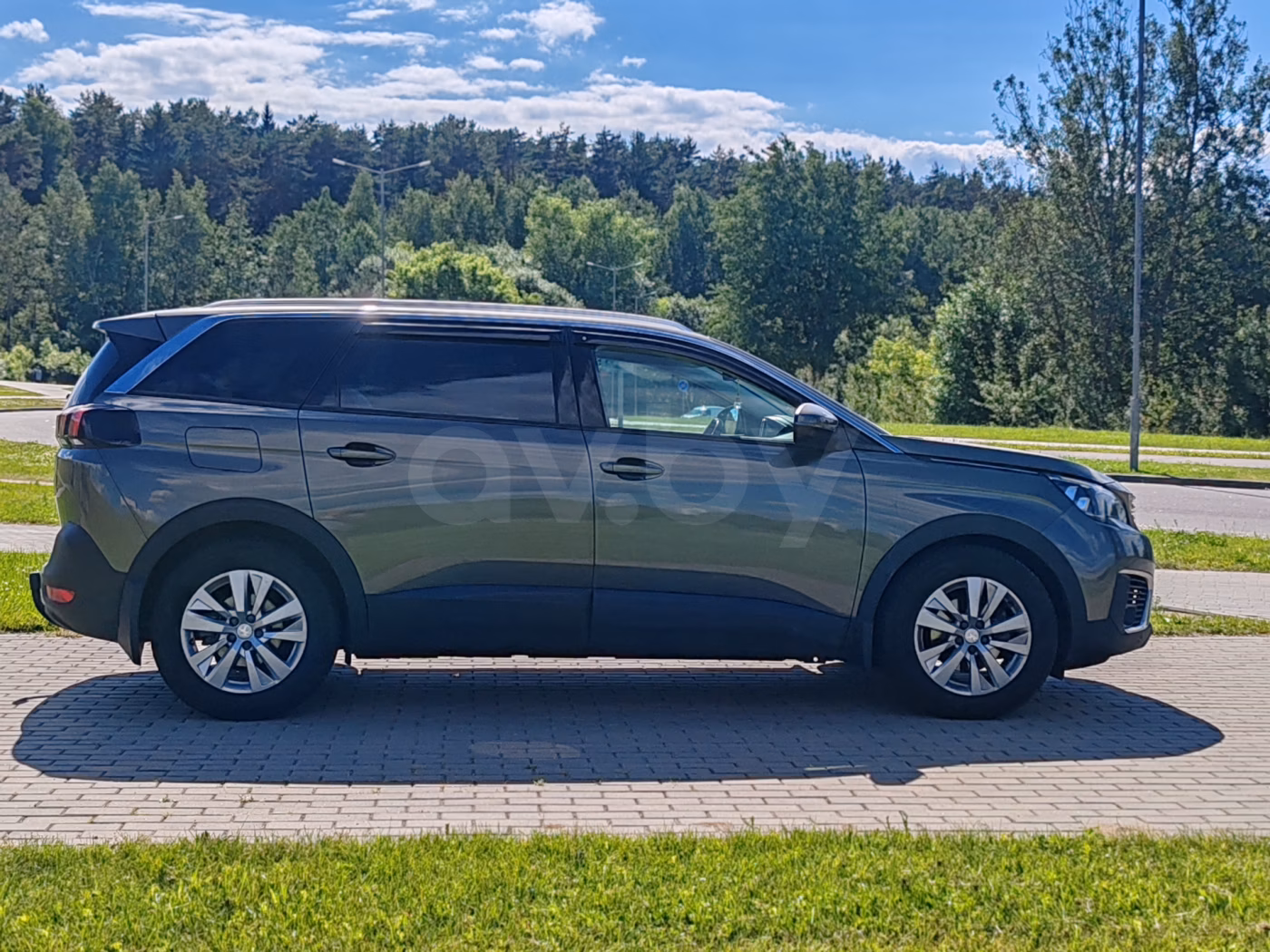 Peugeot 5008 фото 6