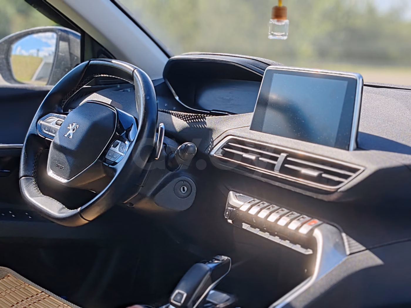 Peugeot 5008 фото 7