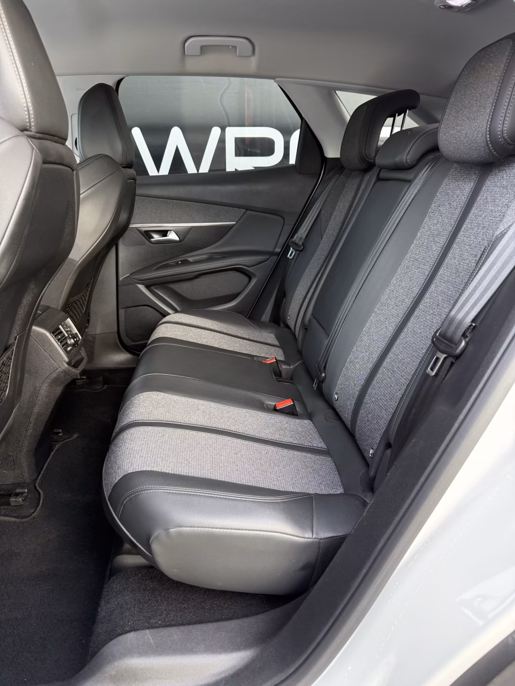 Peugeot 3008 фото 17