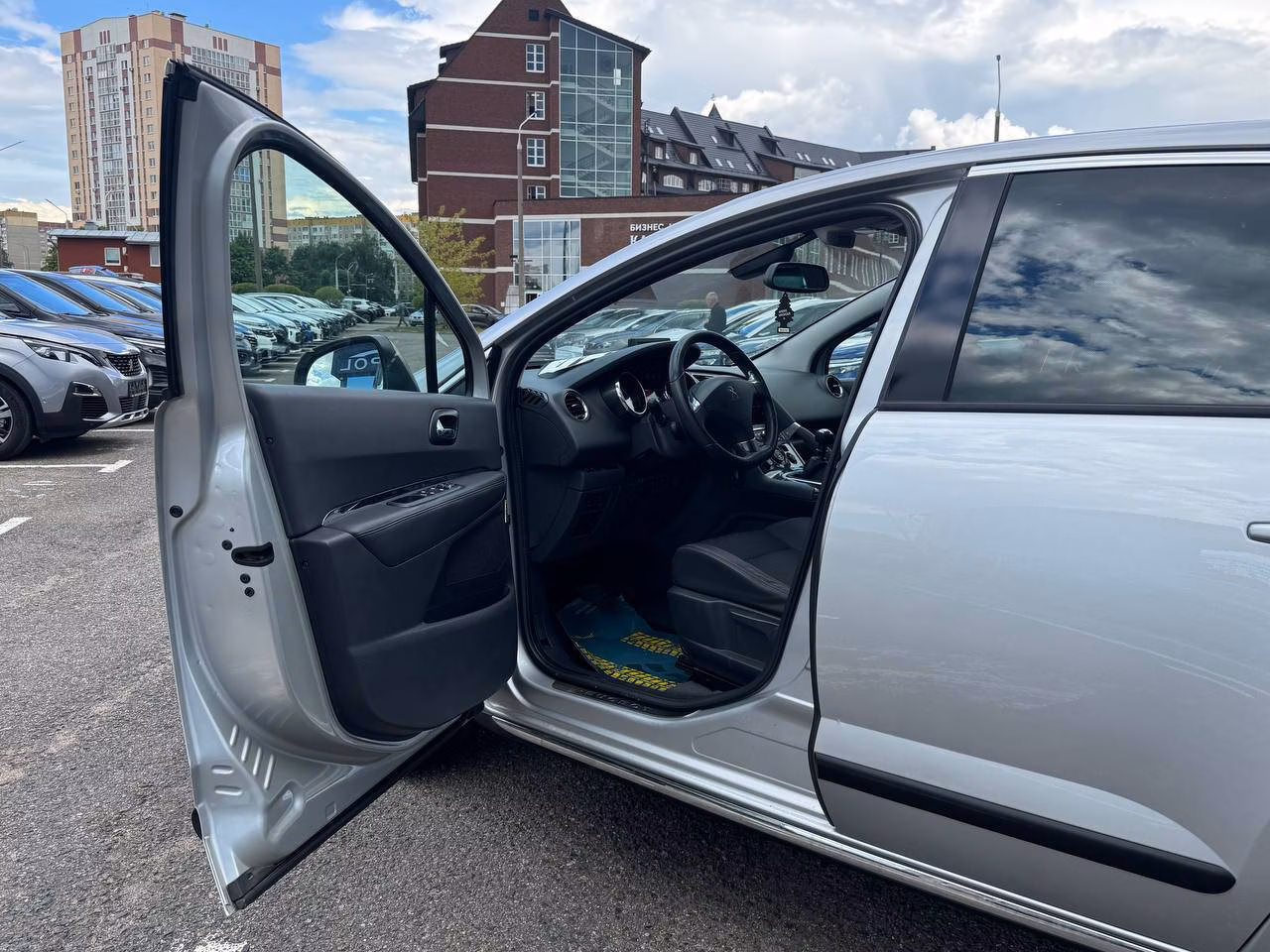 Peugeot 3008 фото 8