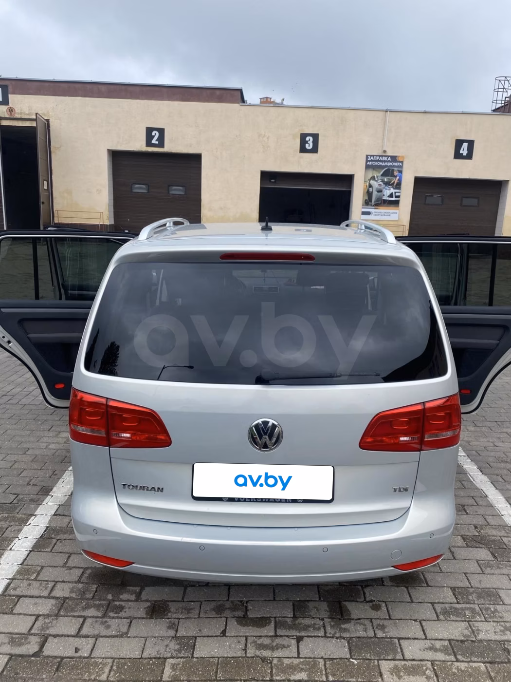 Volkswagen Touran фото 4