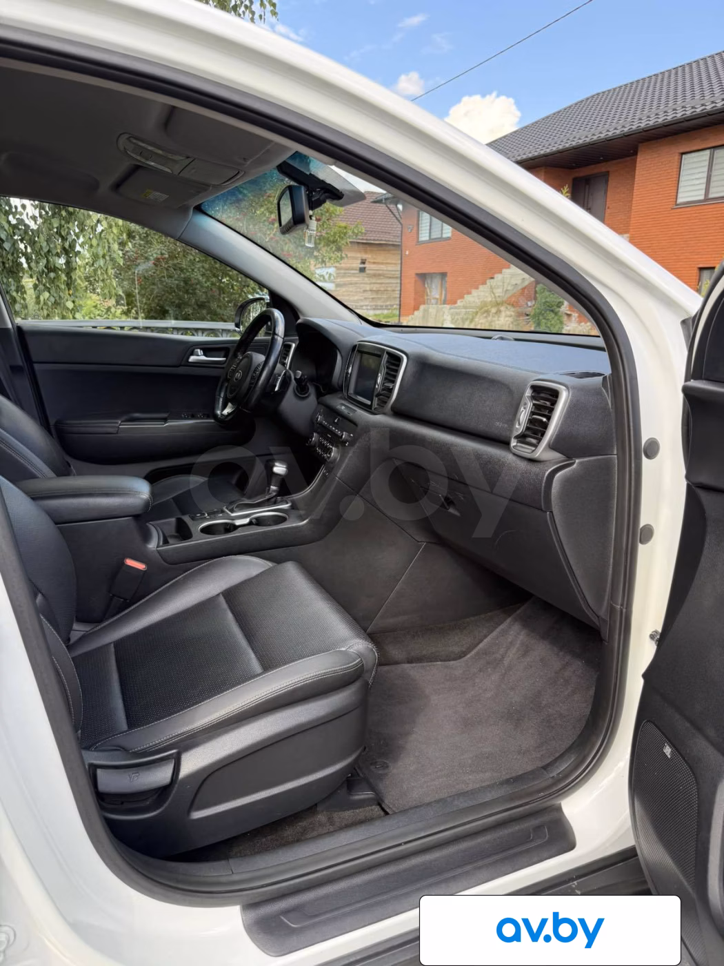 Kia Sportage фото 11