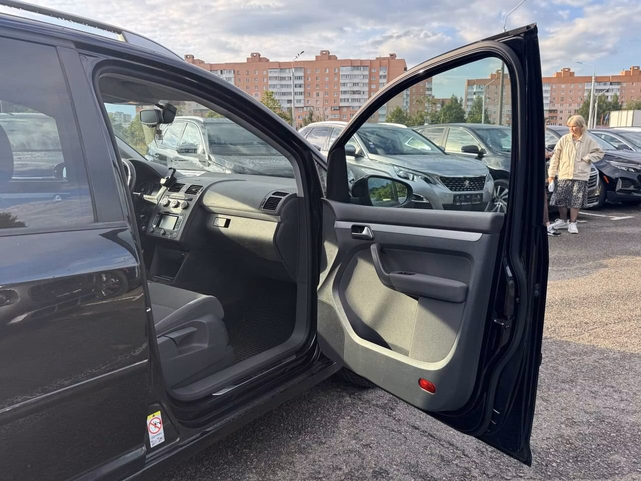Volkswagen Touran фото 11