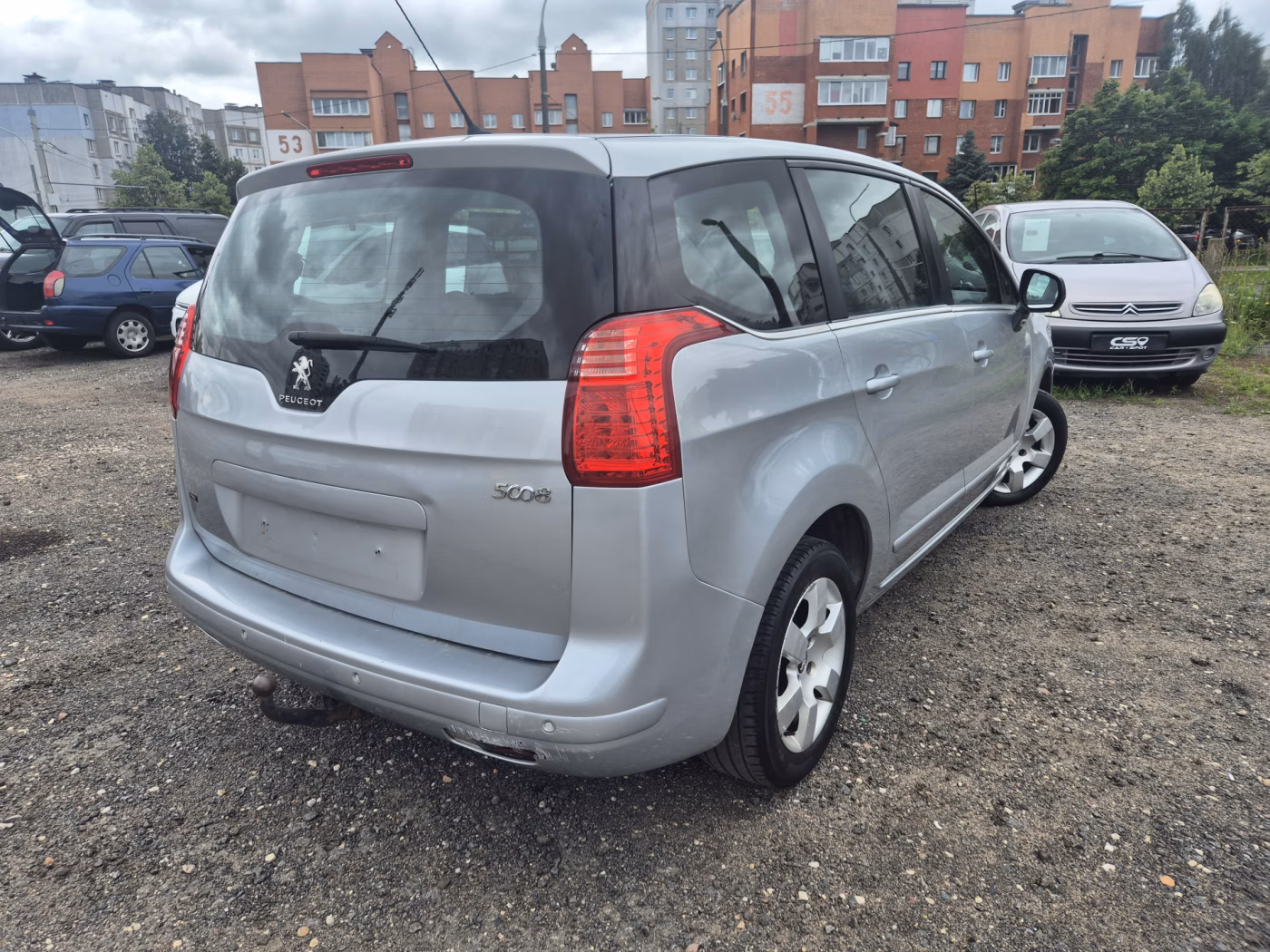 Peugeot 5008 фото 3