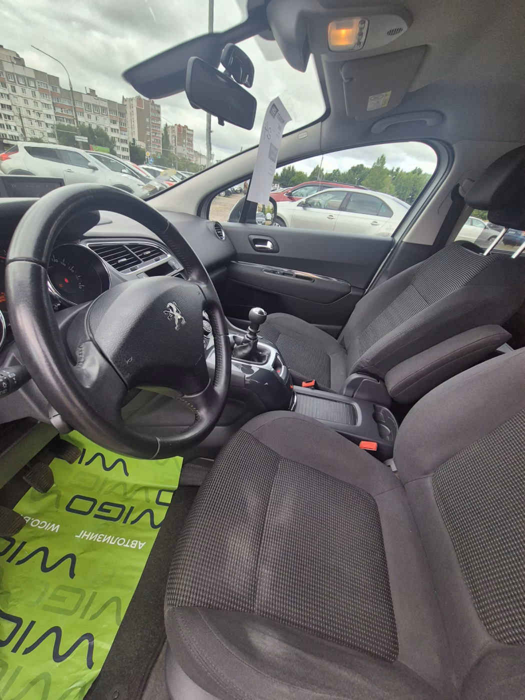 Peugeot 5008 фото 5