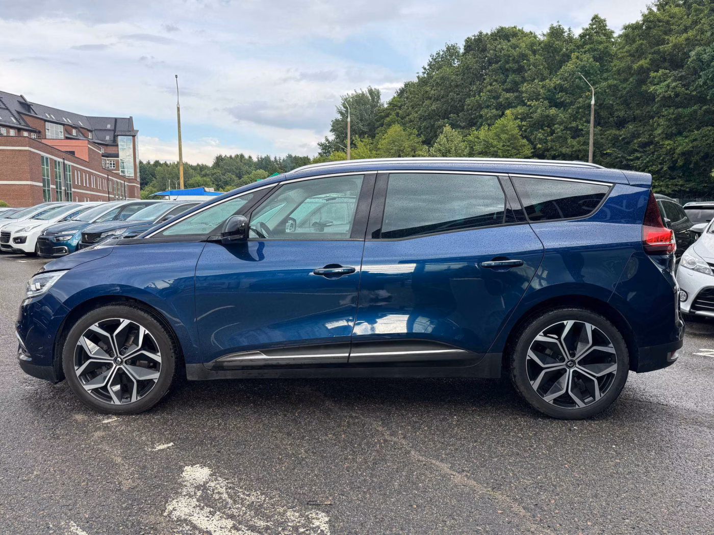 Renault Grand Scenic фото 6