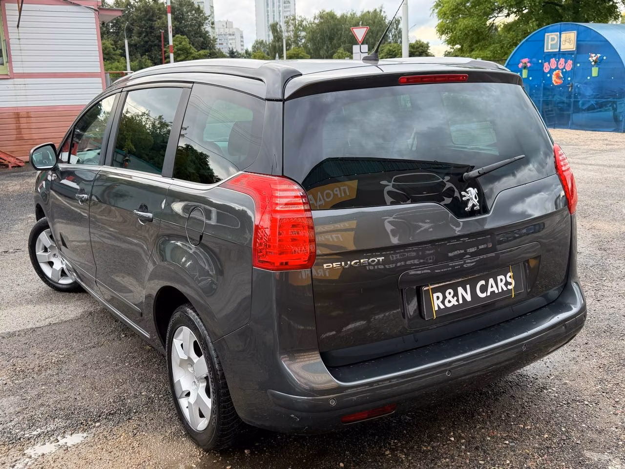 Peugeot 5008 фото 4