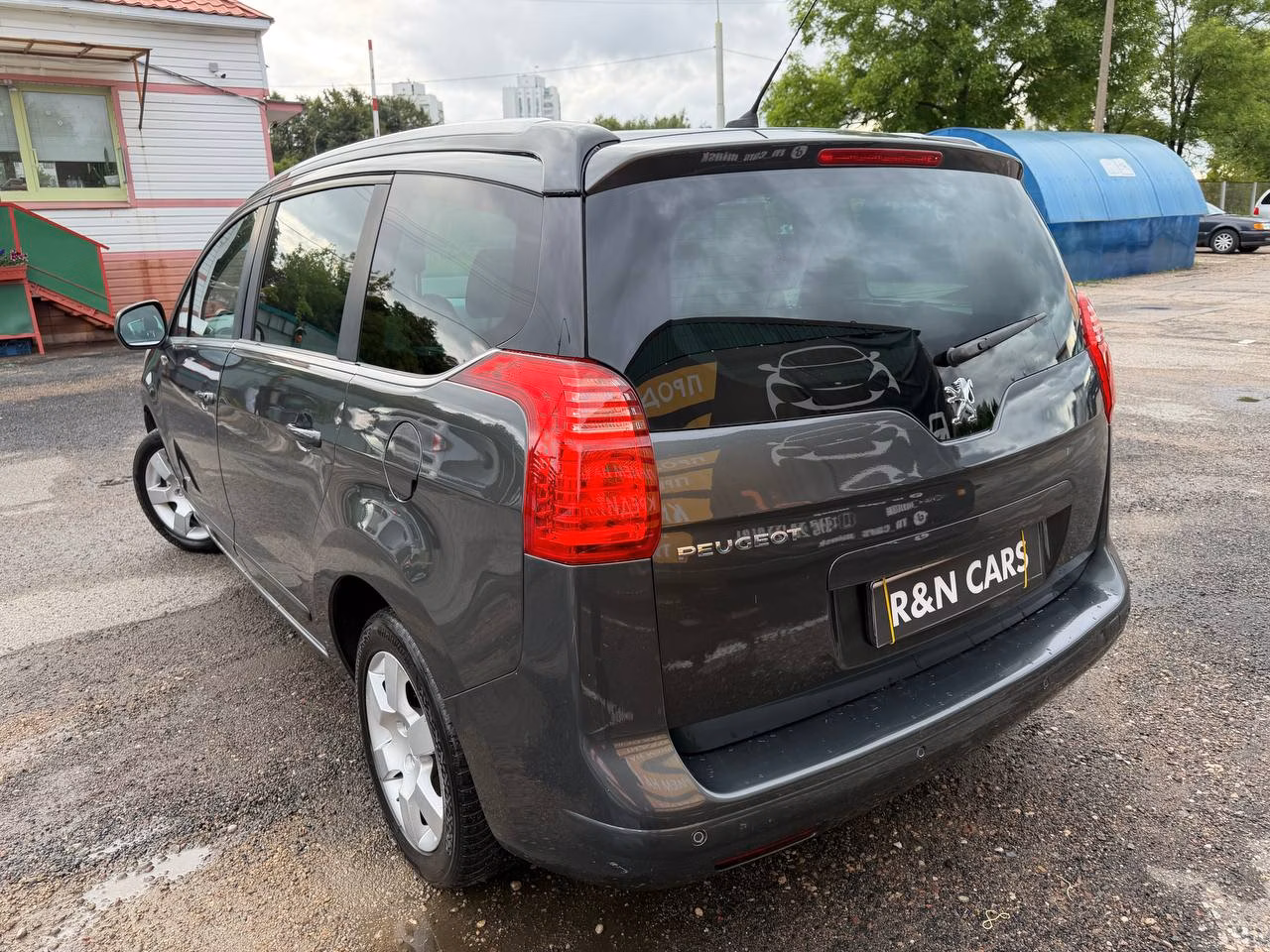 Peugeot 5008 фото 5