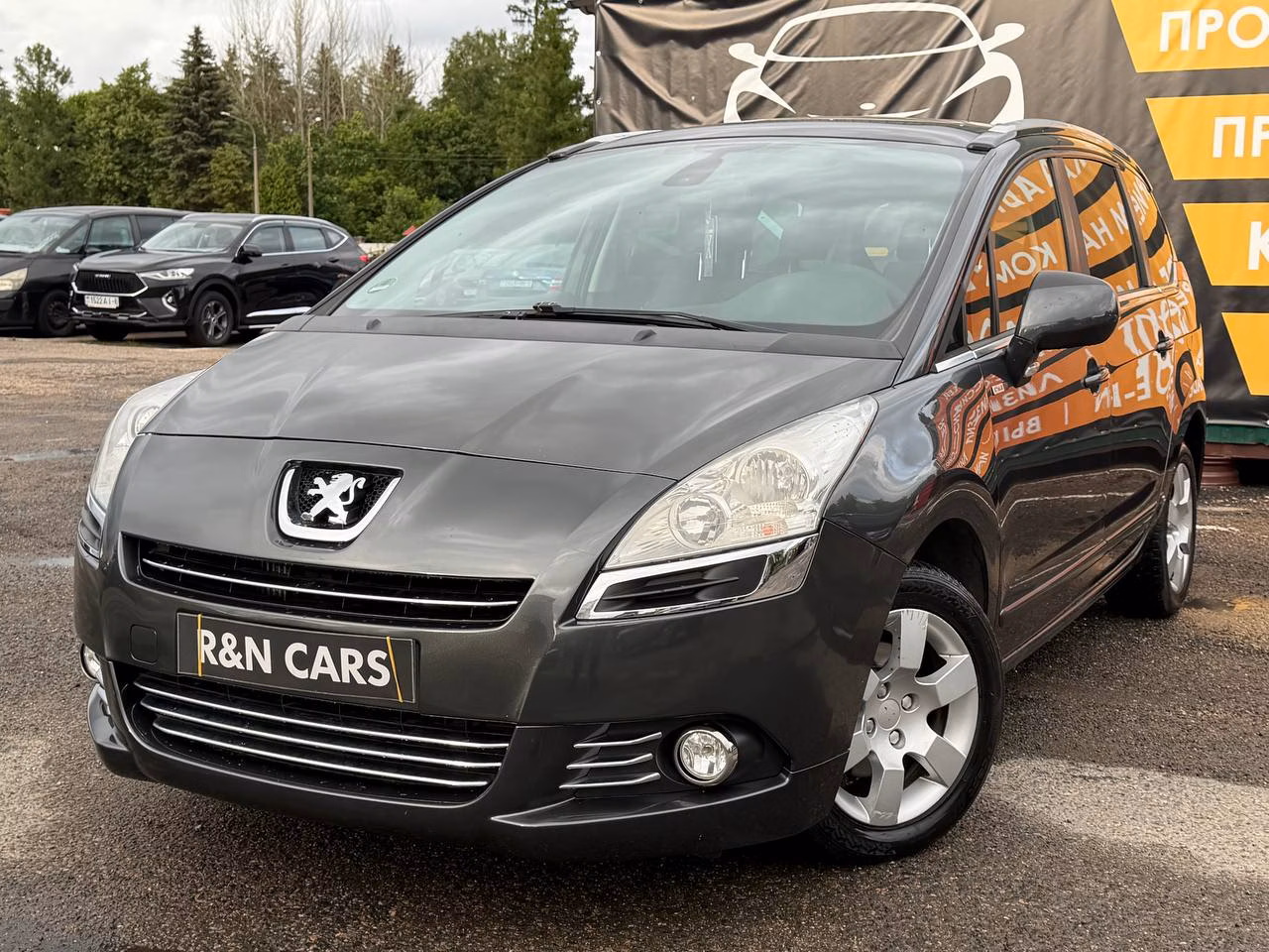 Peugeot 5008 фото 6