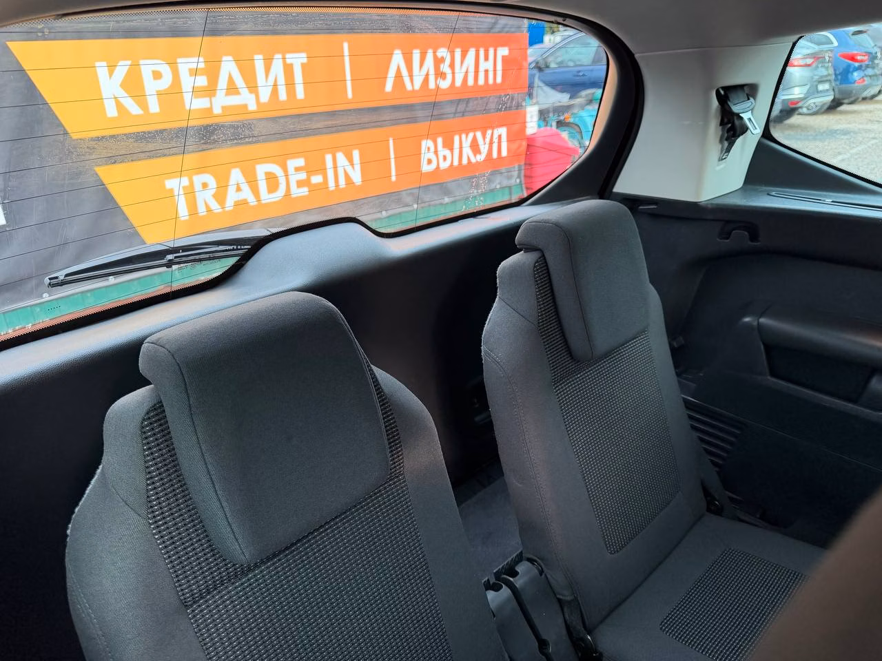 Peugeot 5008 фото 16