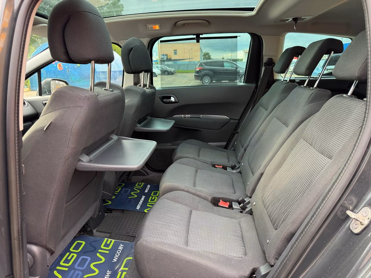 Peugeot 5008 фото 20