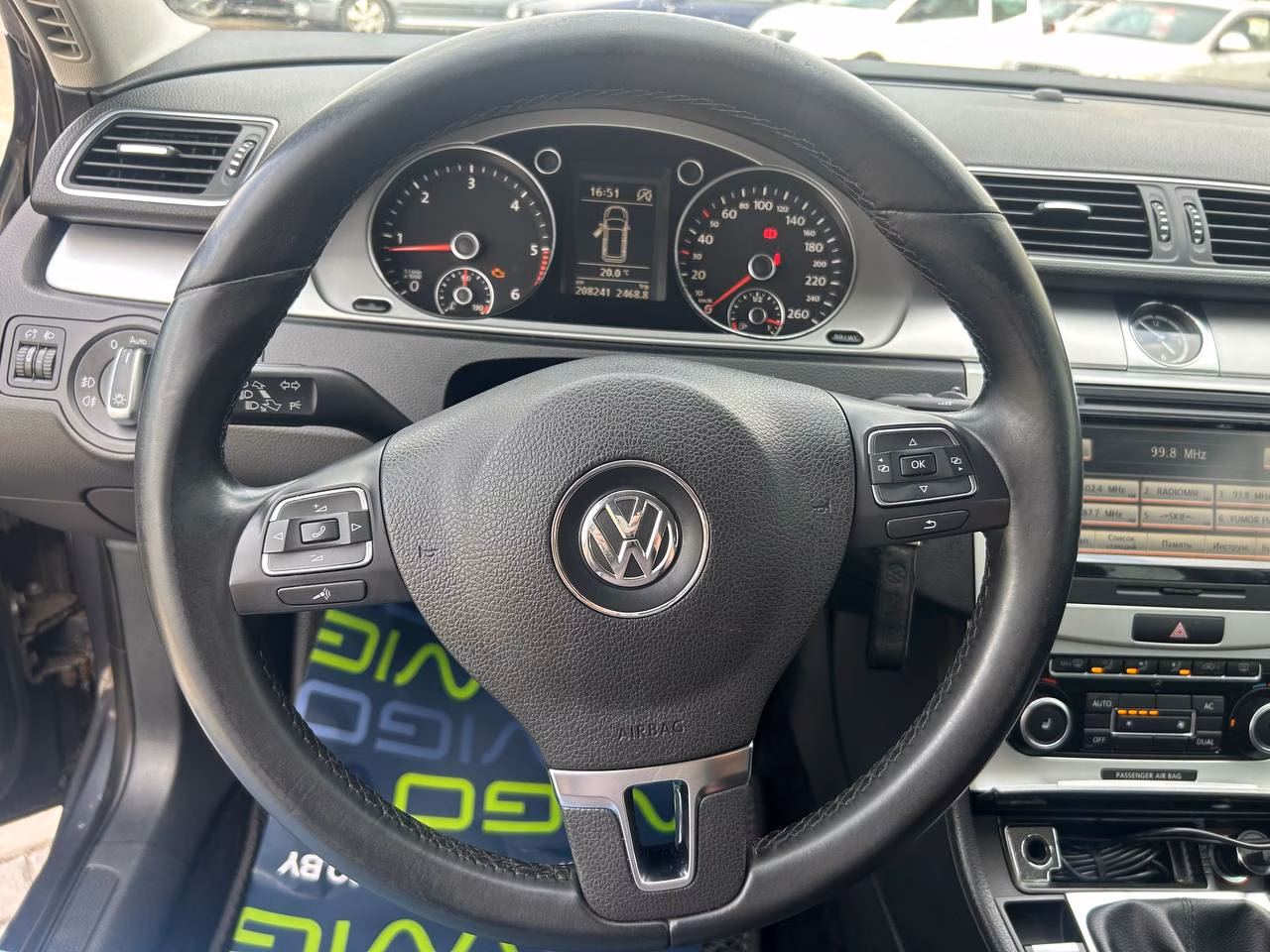 Volkswagen Passat фото 10