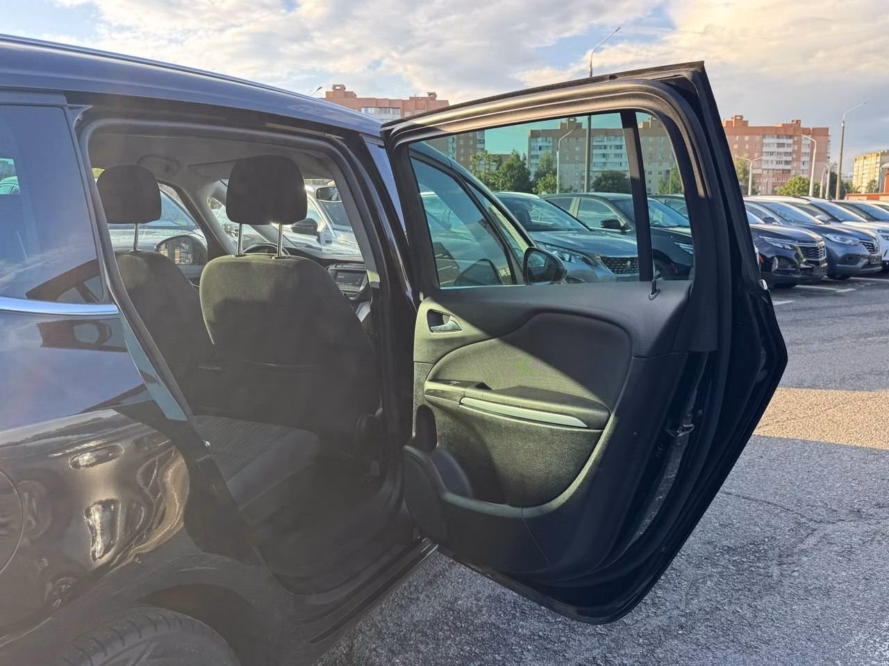 Opel Zafira фото 19