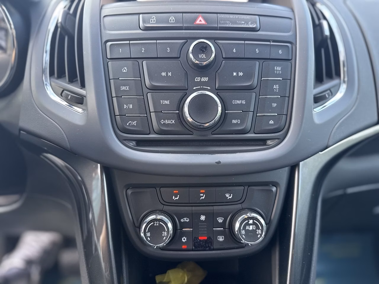 Opel Zafira фото 15